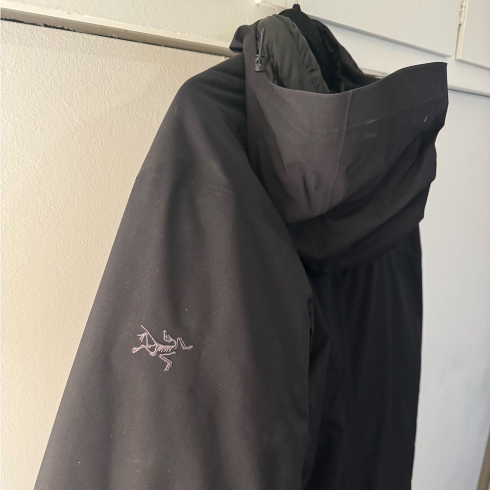 Arc’teryx therme parka